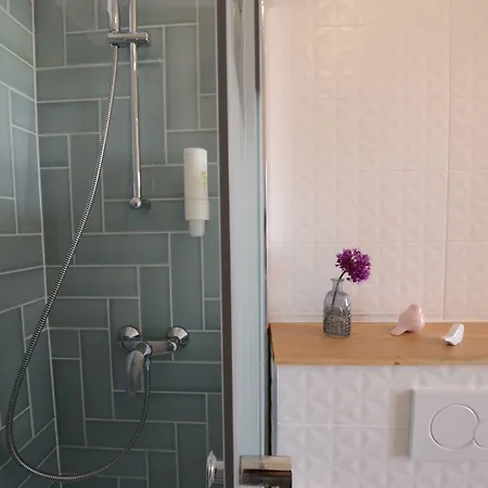 Terre Neuve 3* Paryż