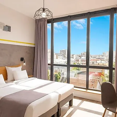 Terre Neuve 3* Paris