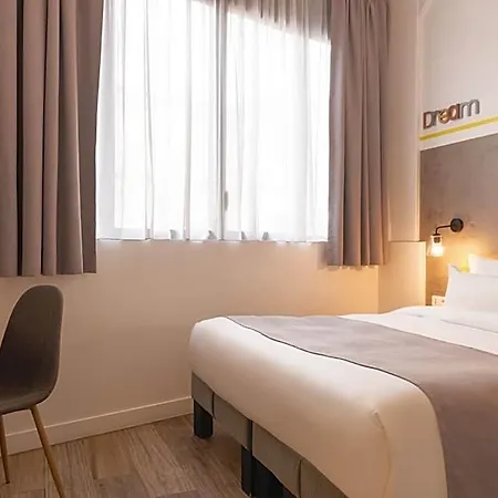 Terre Neuve 3* Paris