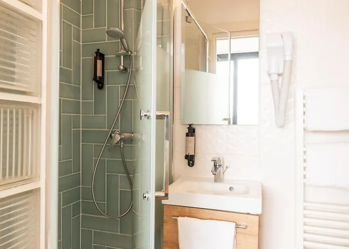 Hotel Terre Neuve Paris