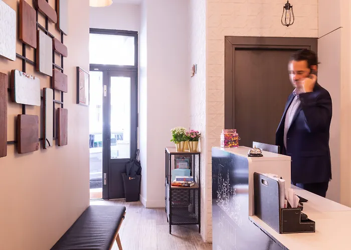 Terre Neuve Hotel Paris