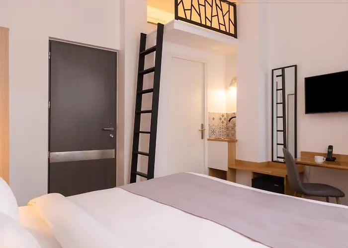 特莱钮弗酒店 酒店